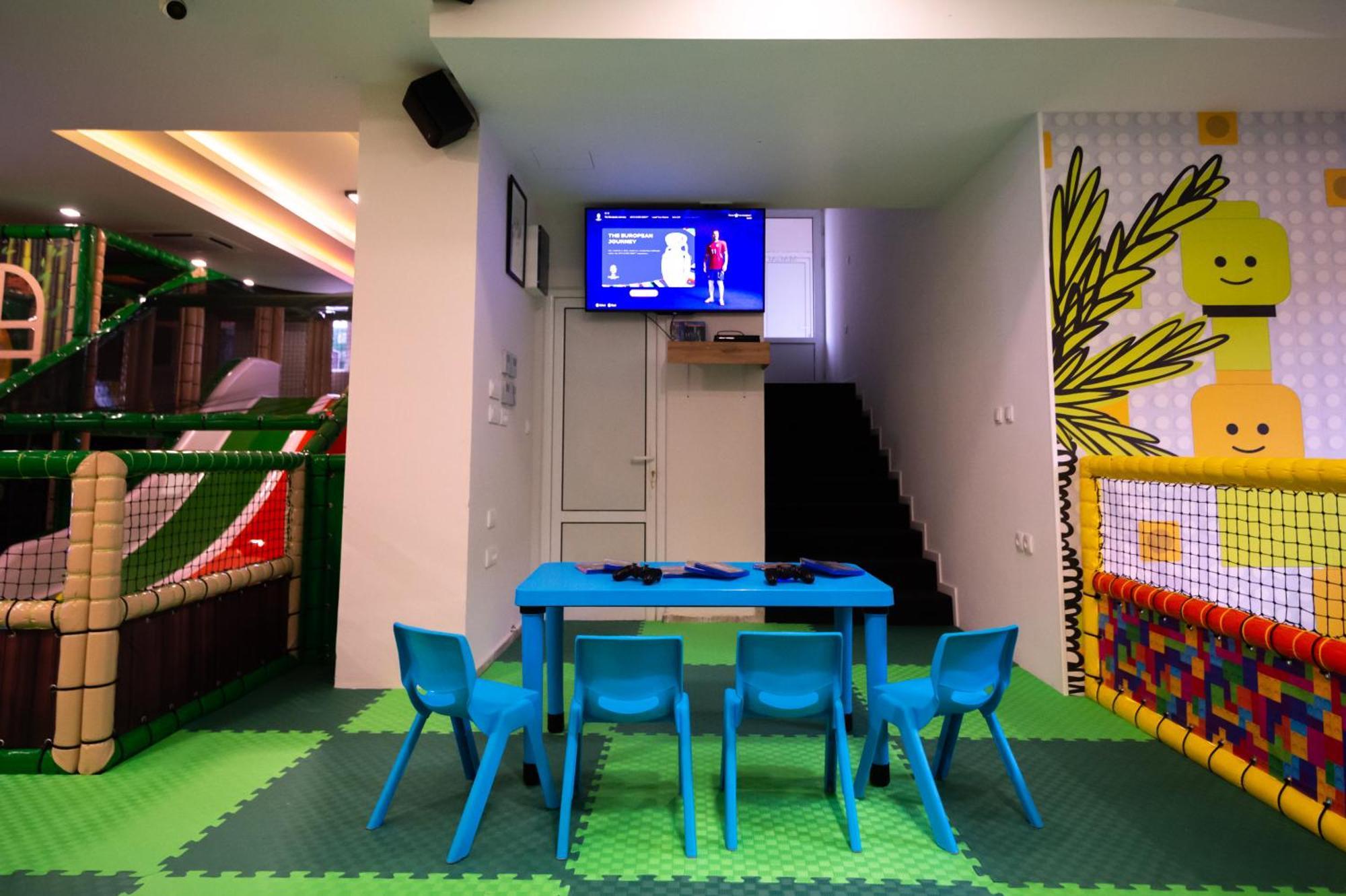 Hotel Nest Bijeljina Extérieur photo