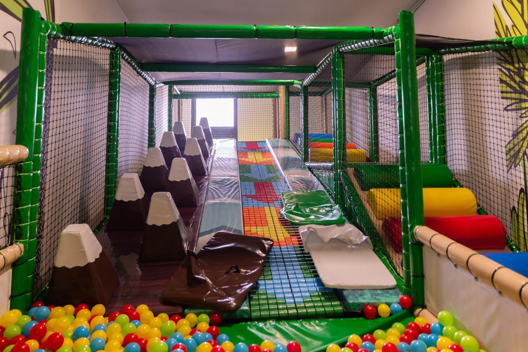 Hotel Nest Bijeljina Extérieur photo