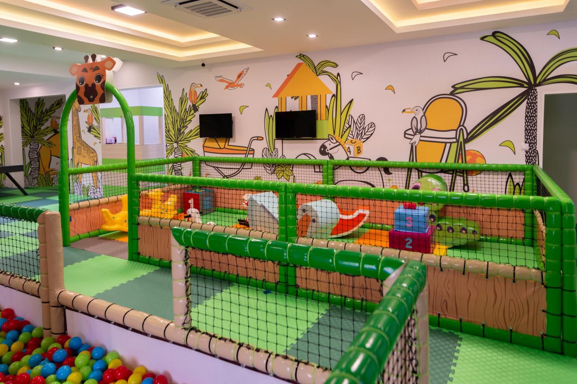 Hotel Nest Bijeljina Extérieur photo