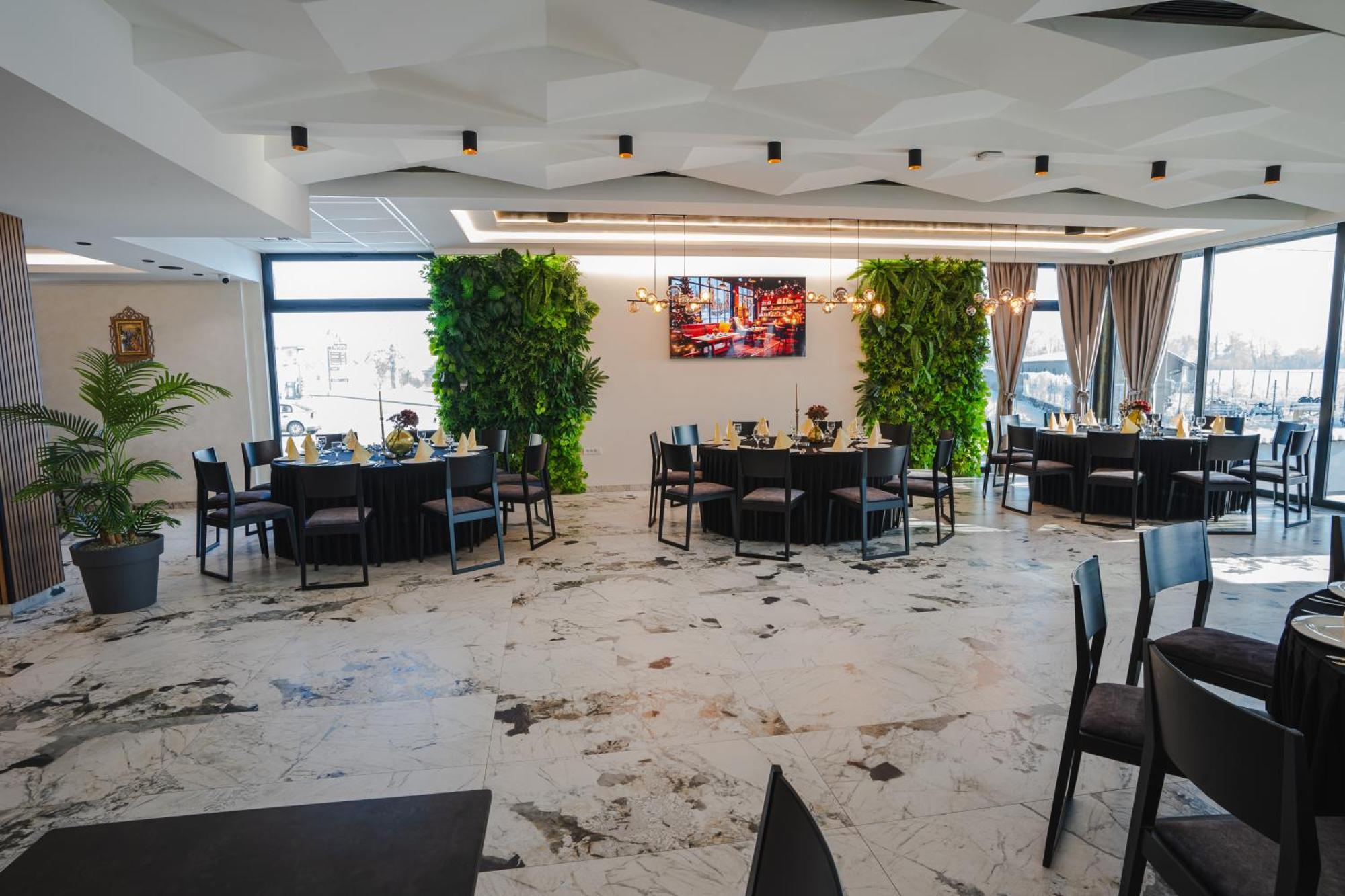 Hotel Nest Bijeljina Extérieur photo
