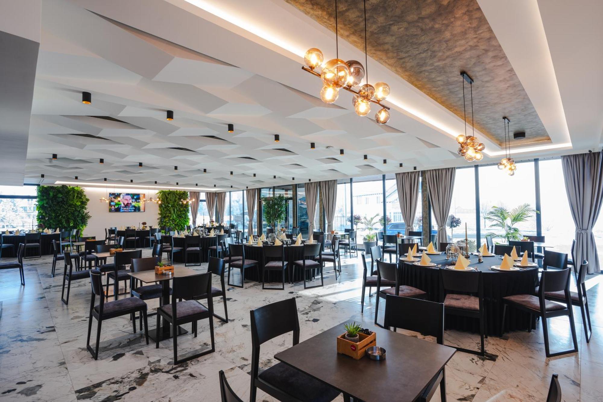 Hotel Nest Bijeljina Extérieur photo