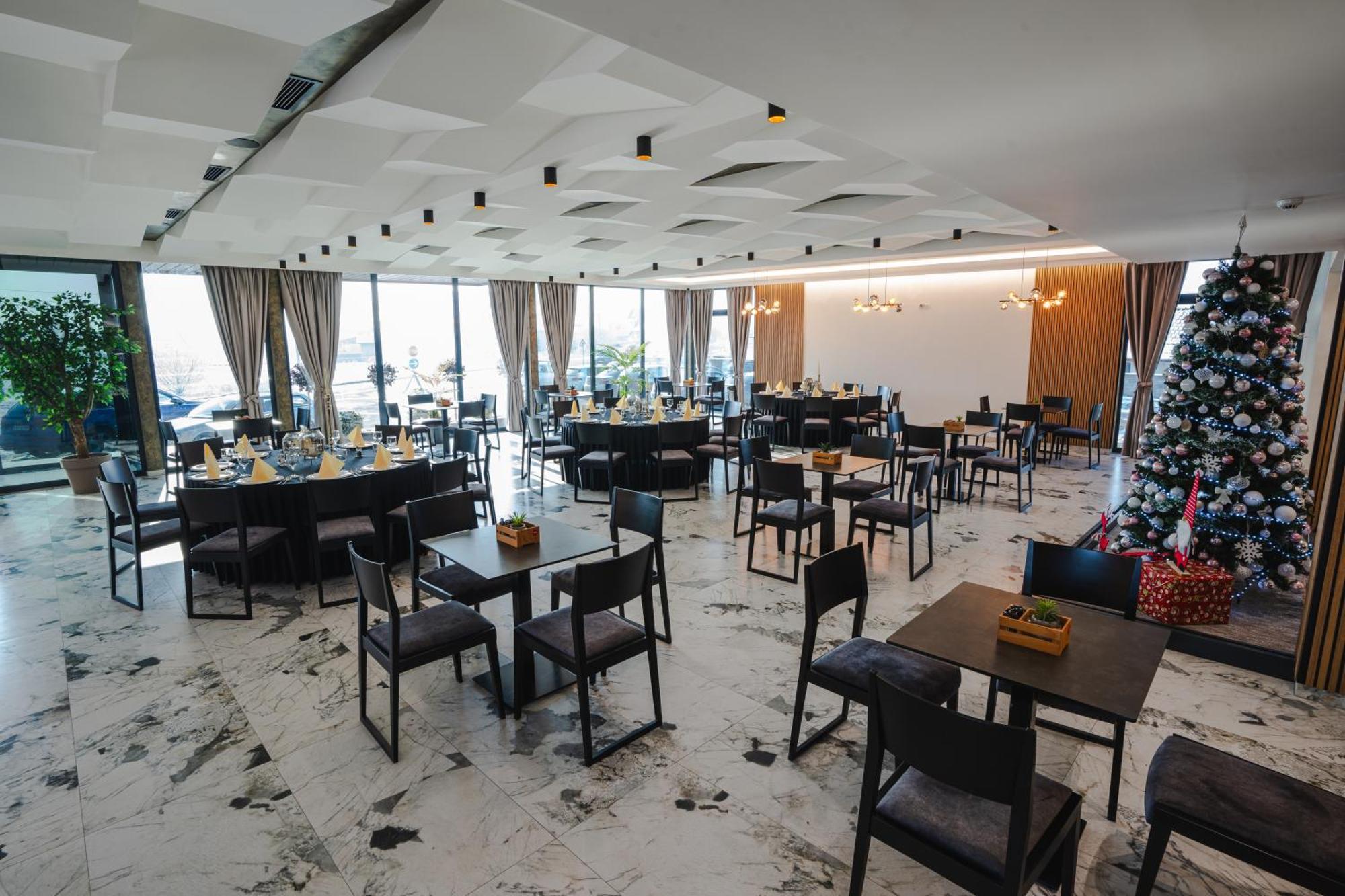 Hotel Nest Bijeljina Extérieur photo